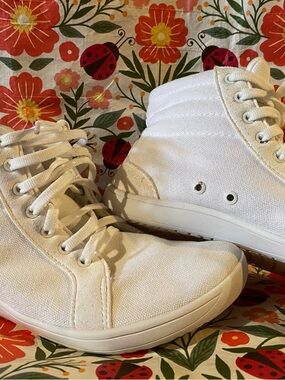2 pairs Whitin women’s high top canvas barefoot sneakers both size 40 (W9.5)